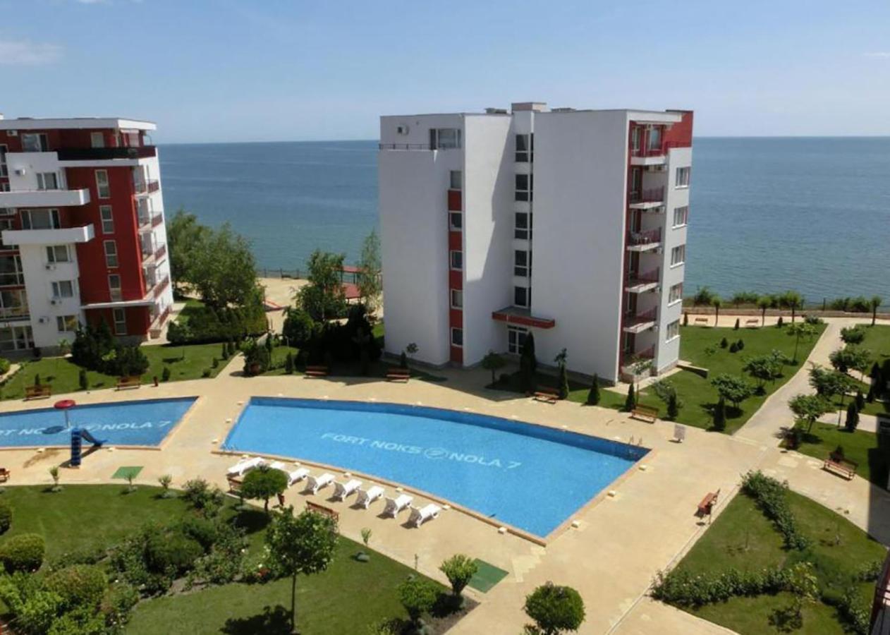 Panorama Fort Beach, Фамилно Студио Deluxe Sveti Vlas Eksteriør bilde