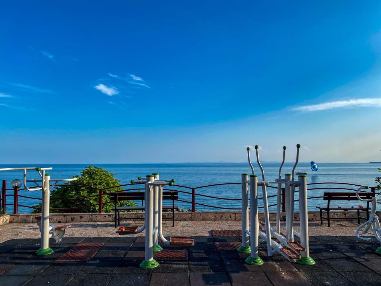 Panorama Fort Beach, Фамилно Студио Deluxe Sveti Vlas Eksteriør bilde