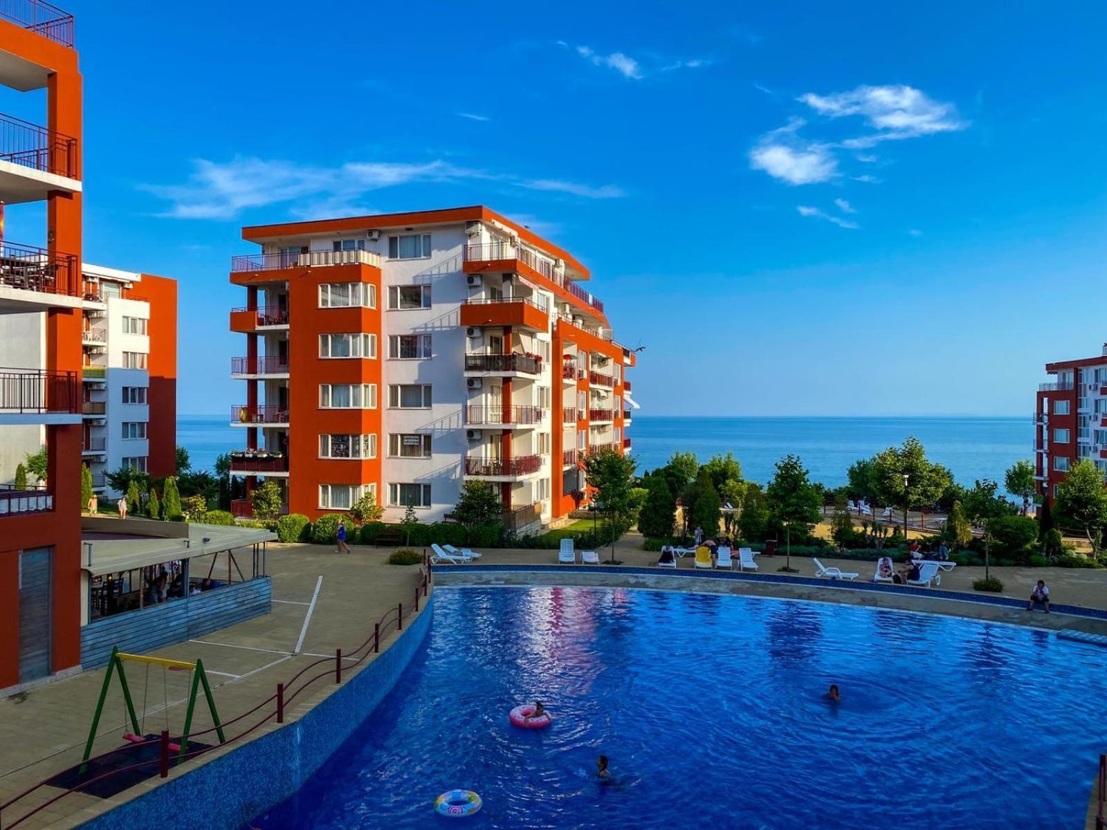 Panorama Fort Beach, Фамилно Студио Deluxe Sveti Vlas Eksteriør bilde